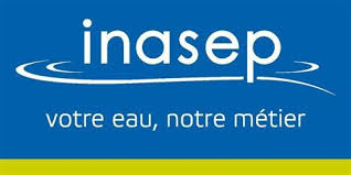 Logo d'Inasep sur fond bleu avec le slogan "votre eau, notre métier" en lettres blanches et une ligne stylisée.